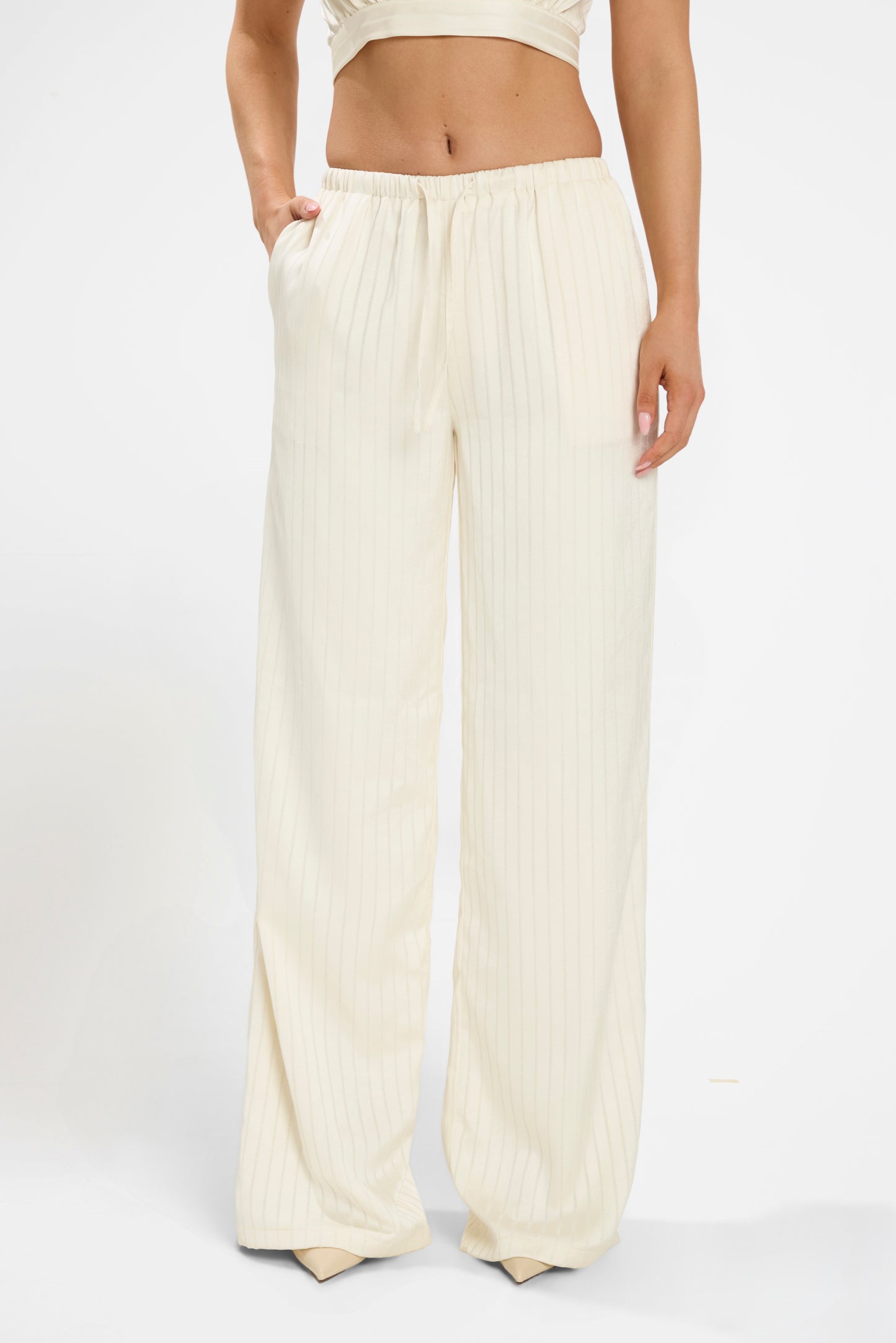 SATIN FLARED PANTS  | TEXTURED IVORY CREAM
